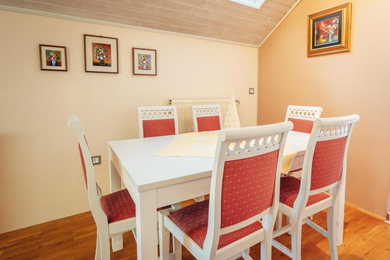 Apartma Borovc Mojstrana Luaran gambar