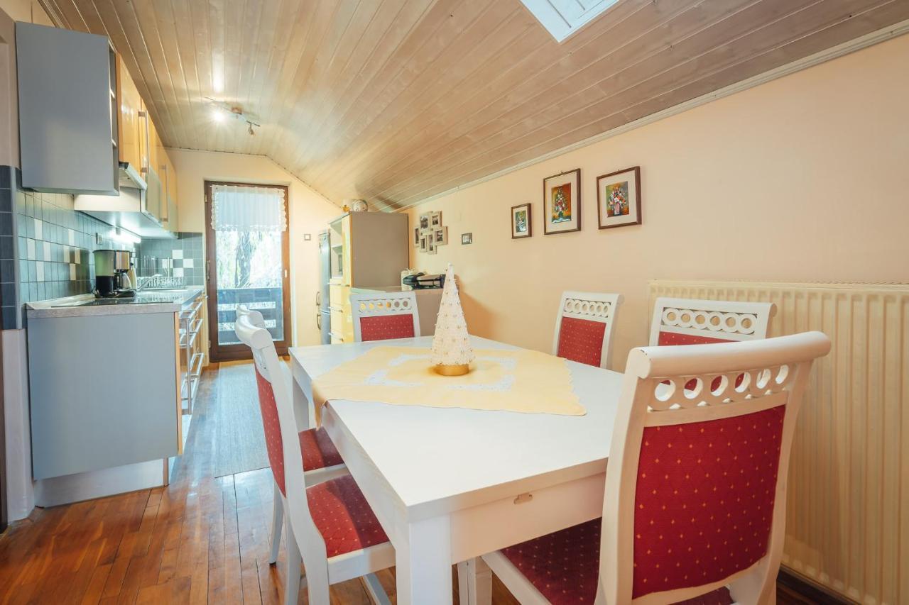 Apartma Borovc Mojstrana Luaran gambar