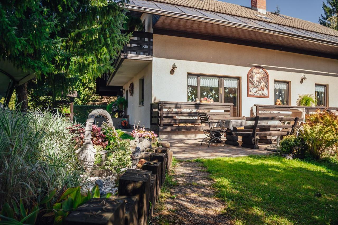 Apartma Borovc Mojstrana Luaran gambar